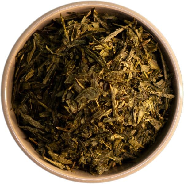 Bio Sencha Vanille Tonka – edler Grüntee mit feiner Bourbon-Vanille und cremig-süßen Tonka-Nuancen. Hochwertige Teeblätter aus biologischem Anbau, harmonisch abgerundet für ein luxuriöses Geschmackserlebnis