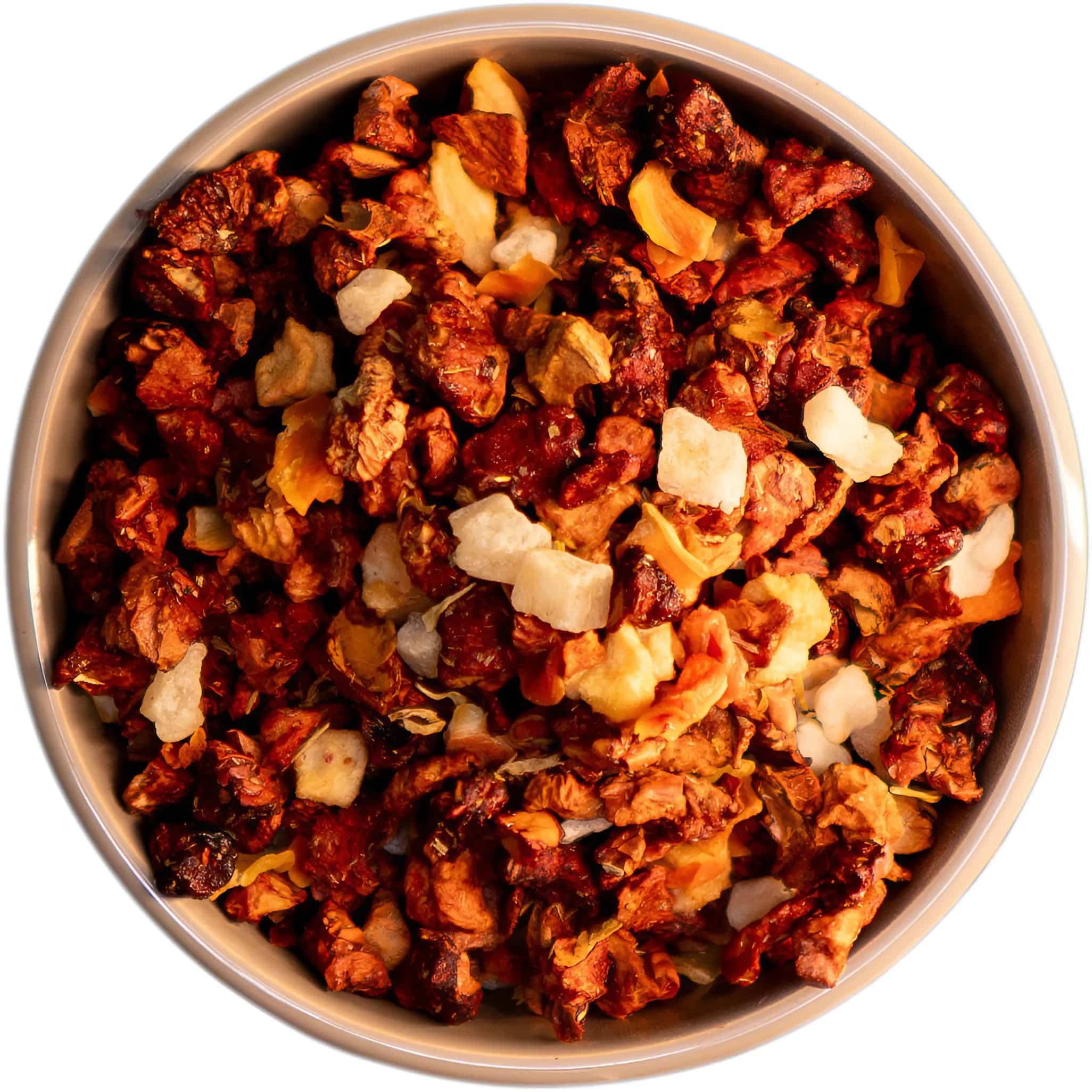 Erfrischender Früchtetee Ananas Zitrone mit Apfel, Karottenflocken und Ananaswürfeln, ideal für eine sommerliche Erfrischung als Eistee