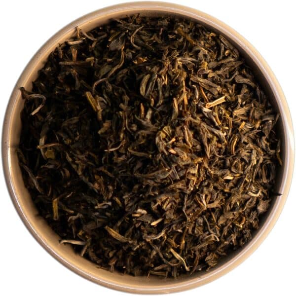 Bio Yunnan FOP Grüntee – Ein kräftiger, vollmundiger Tee aus den Bergen des südlichen Yunnan, hergestellt aus zartem Assamica-Blattgut für einen aromatischen und sanften Geschmack.