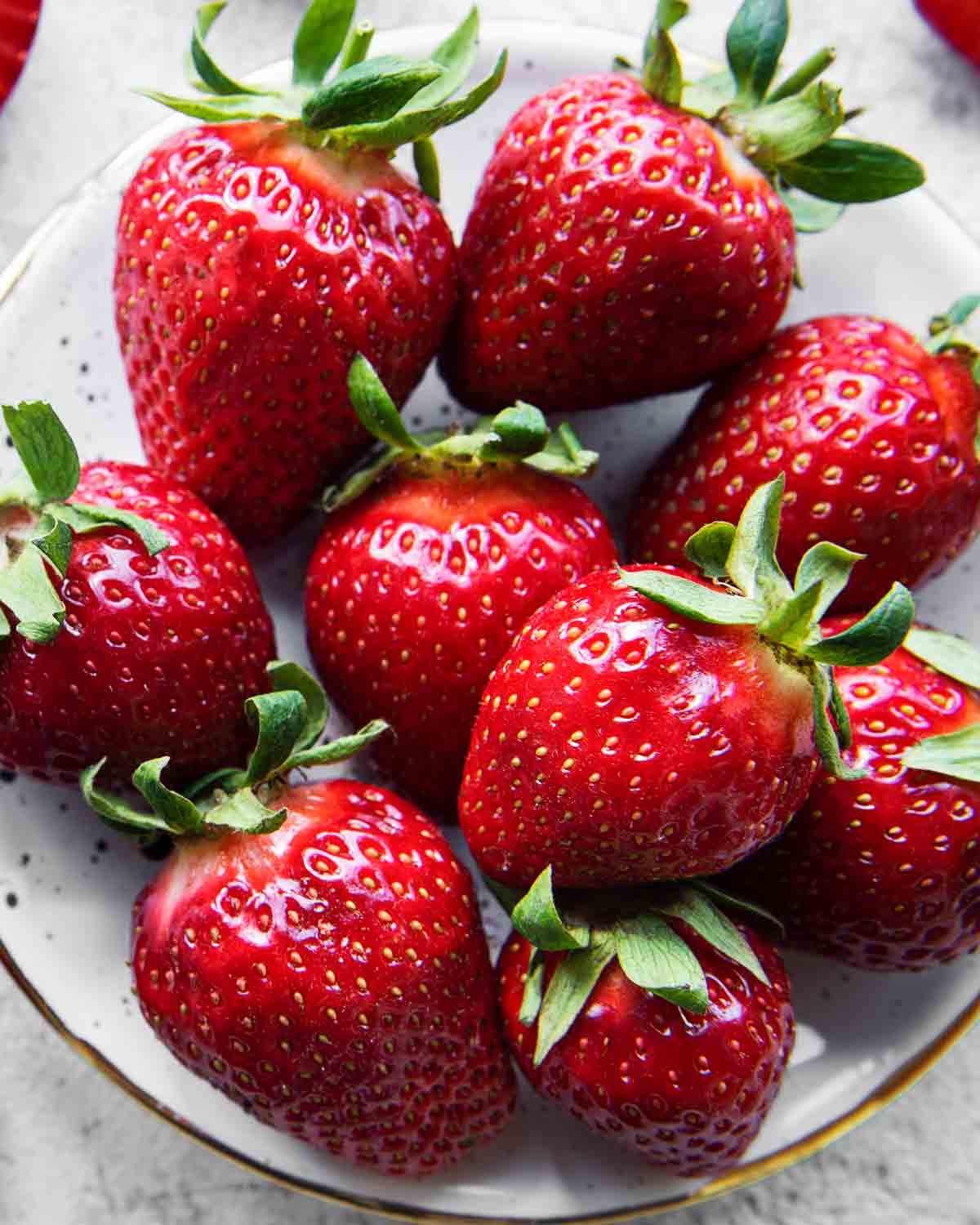 Tee mit Erdbeeren